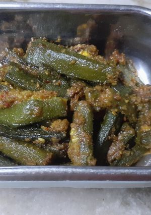 मसाला भिंडी (masala bhindi recipe in Hindi) रेसिपी मुख्य फोटो