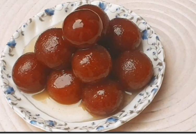 Simple Way to Prepare Favorite Marie biscuits ke gulab jamun