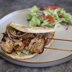 Pork Souvlaki 🇬🇷 A picture of Pork Souvlaki 🇬🇷.