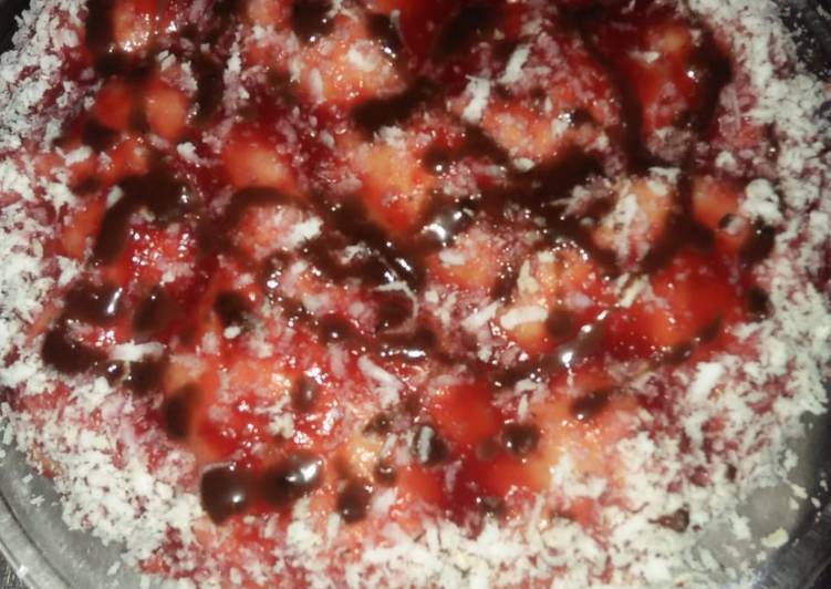 Step-by-Step Guide to Make Quick Strawberry jam cake