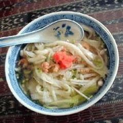 A picture of Vietnamese-Style Homemade Noodles.