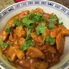 A picture of Red Thai Curry Chicken.