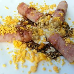 A picture of Mushroom In Ham Roll Top Egg Yolk.