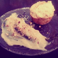 A picture of Apple cinnamon muffins.