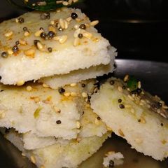 Khatta dhokla / white dhokla / Rava dhokla A picture of Khatta dhokla / white dhokla / Rava dhokla.