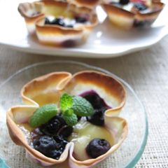 A picture of Cheese and Blueberry Honey Cups.