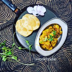 Aloo Mushroom masala A picture of Aloo Mushroom masala.
