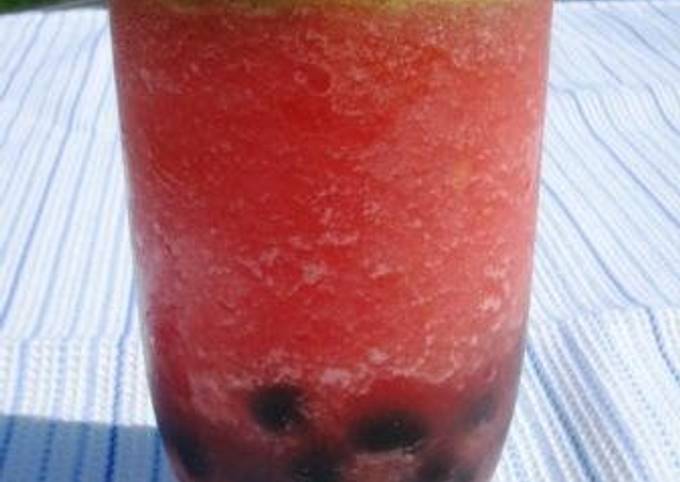Recipe of Any-night-of-the-week Watermelon &amp; Kiwi Slush with Tapioca Pearls