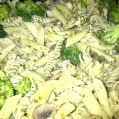 A picture of carla's chicken pesto pasta.