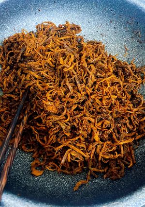 Hình của món Thịt heo xé khô.