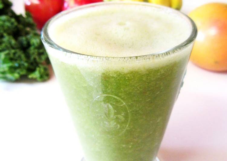 Green Smoothie with Kale