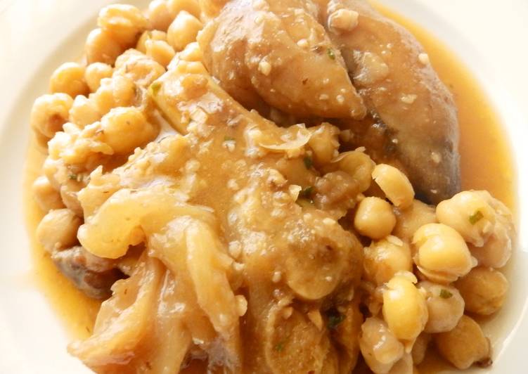 Pies de cerdo con garbanzos