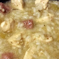 A picture of Elisa's Asopao de Pollo (Chicken & Rice Soup).