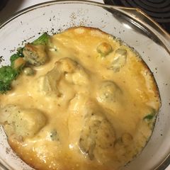 A picture of Cauli-Broc and Cheese.