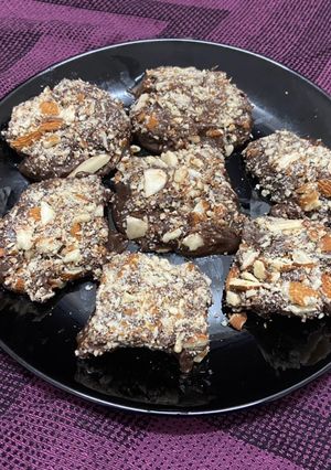 A picture of Chocolate almond fudge.