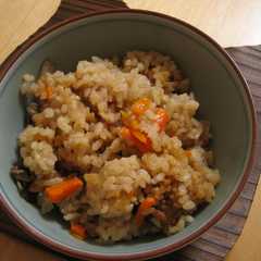 A picture of Maitake Mushroom Mixed Rice.