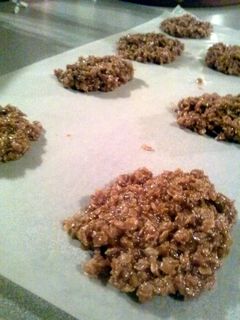 A picture of No Bake Cookies.