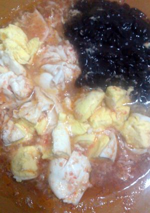A picture of huevos ahogados.