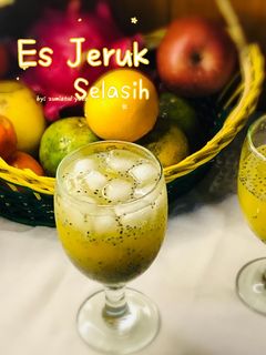 Foto resep Es Jeruk Selasih