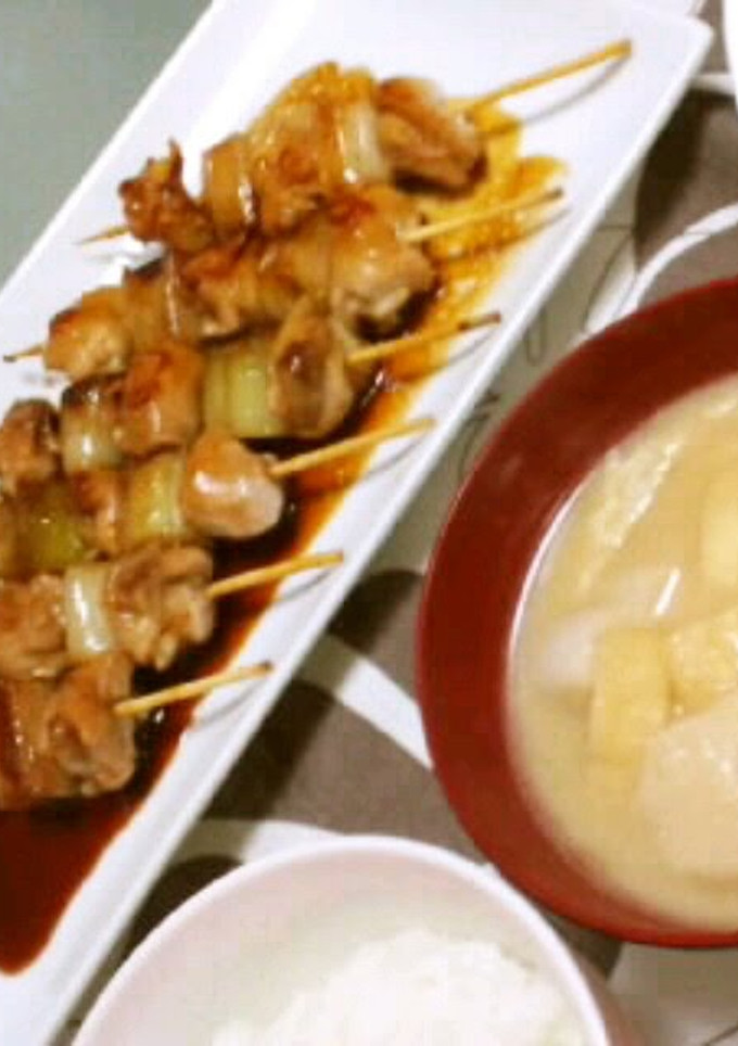 A picture of Yakitori with My Family's Yummy Sauce.