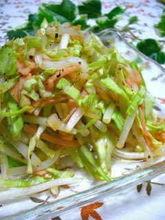 A picture of Spicy Spring Cabbage and Bean Sprout Salad.