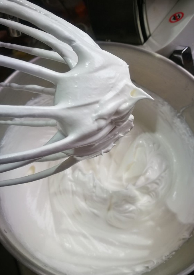 Una foto de Cómo hacer el merengue italiano y no morir en el intento