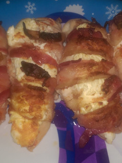 A picture of Bacon wrapped chicken bake.