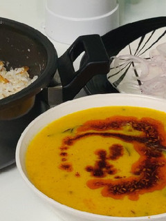 बूंदी की कढ़ी (Boondi ki kadhi recipe in Hindi) रेसिपी मुख्य फोटो