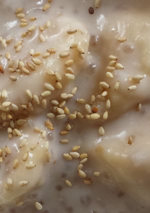 A picture of 3 step Taro banana tapioca dessert.