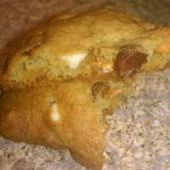 A picture of Triple Chip Cookies.