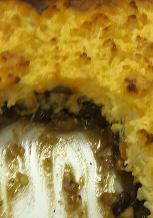 A picture of Vegetarian Cottage Pie with cheesy carrot potato mash.