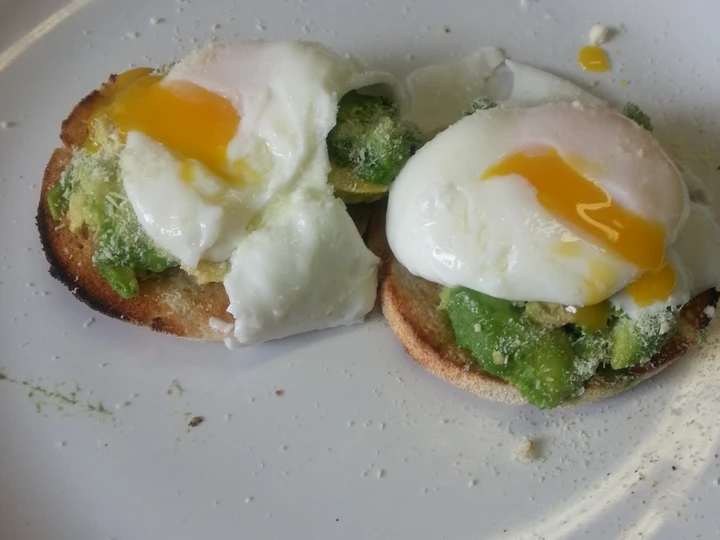 Easy Steps to Prepare Poached eggs and avocado on muffins the Can Spoil the Tongue Perfect