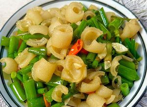Foto resep Tumis Bunga Bawang Kikil