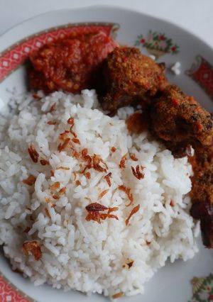 Foto resep Nasi uduk rice cooker