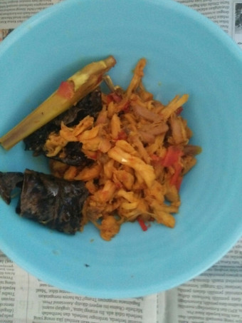 Cara Gampang Menyiapkan Ayam suwir manis pedas, Sempurna