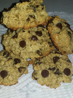A picture of Oatmeal Chocolate Chip Cookies.