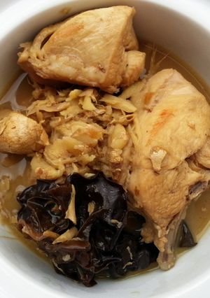 A picture of Ginger Chicken Traditional Hakka Dish.