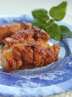 A picture of Kimchi Pork Rolls.
