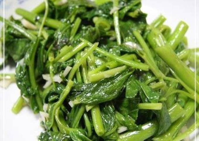 Easiest Way to Prepare Speedy Taiwanese Home Cooking: Stir-Fried Water Spinach and Garlic