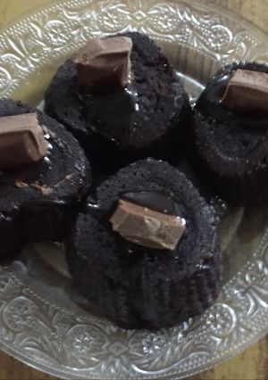 A picture of Instant Oreo cups cakes.