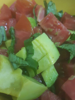 Una foto de Ensalada con Aguacate