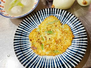 吻仔魚絲瓜米煎餅
