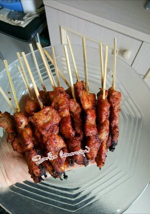 Foto resep Sate babi / pork satay ala me 🥰