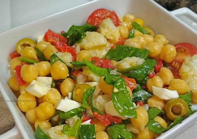 Ensalada de garbanzos con bacalao Receta de Marilu entre pucheros Cookpad