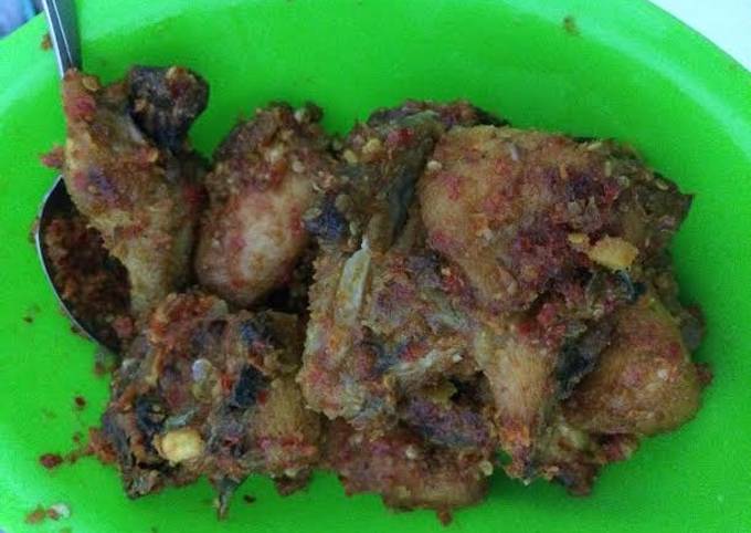 Ayam goreng Balado