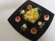 Una foto de huevo de codorniz cocido