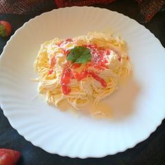 A picture of Spaghetti ice cream.