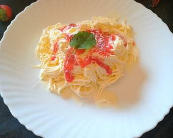 The New Way Serving Recipe Spaghetti ice cream Delicious and Healthy