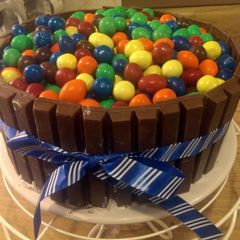 A picture of Candy Cake.