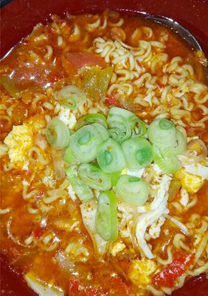 Foto resep Mie Rebus telur pedas